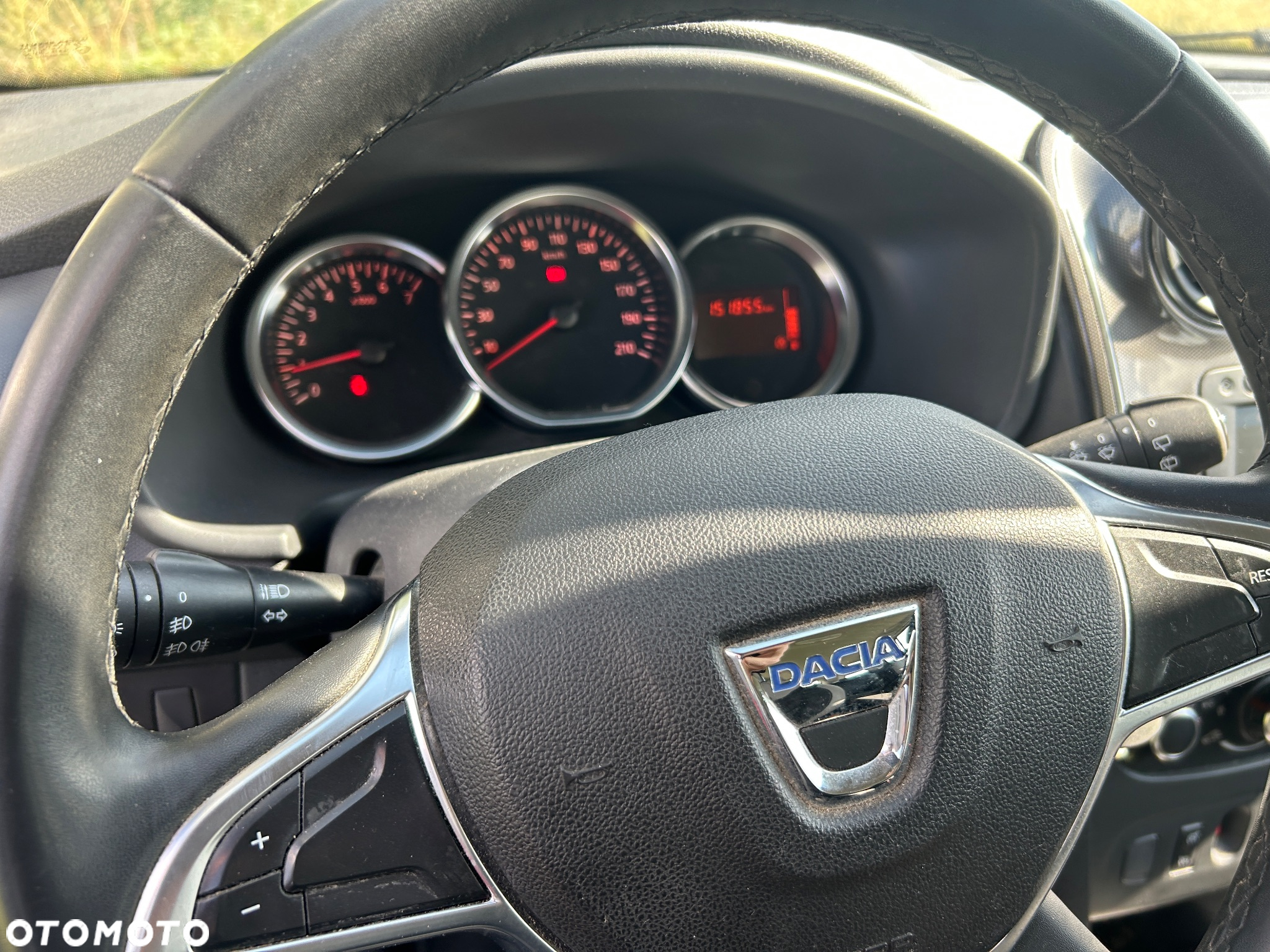 Dacia Logan MCV TCe 100 Stepway - 11