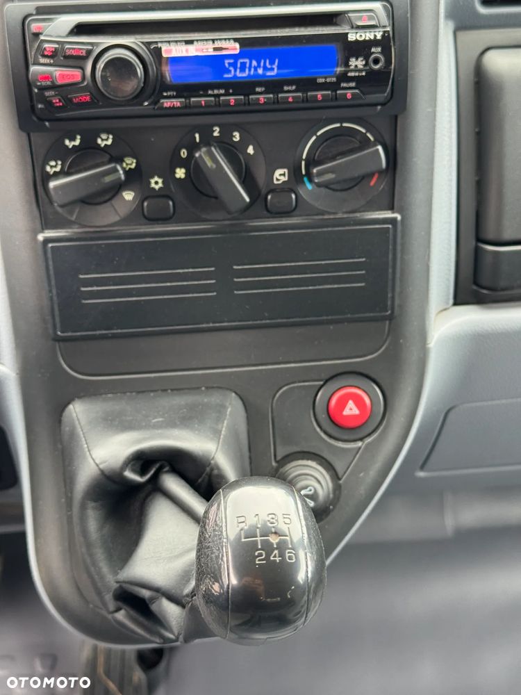 Mitsubishi Fuso Canter - 11