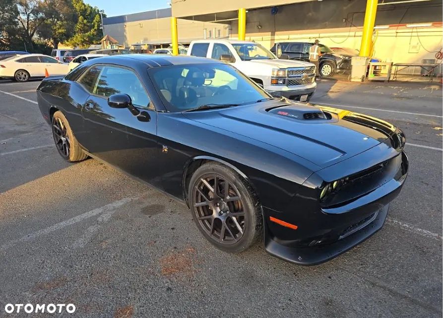 Dodge Challenger - 3