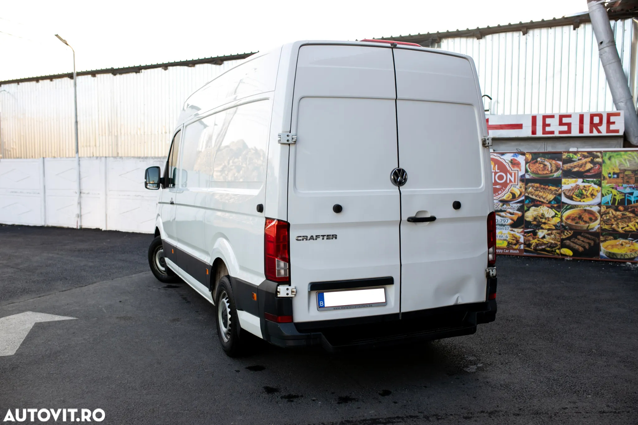 Volkswagen Crafter - 2