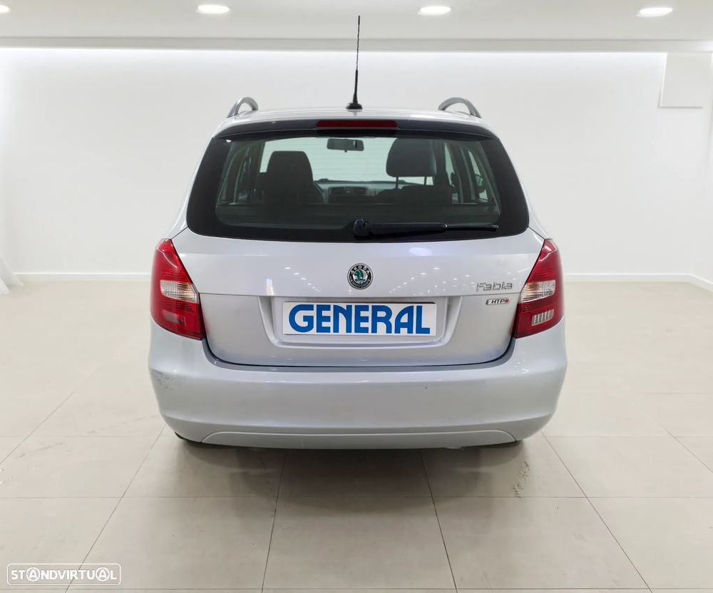 Skoda Fabia Break 1.2 Ambiente - 4