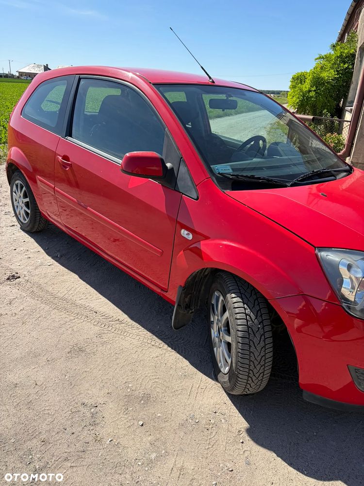 Ford Fiesta - 11
