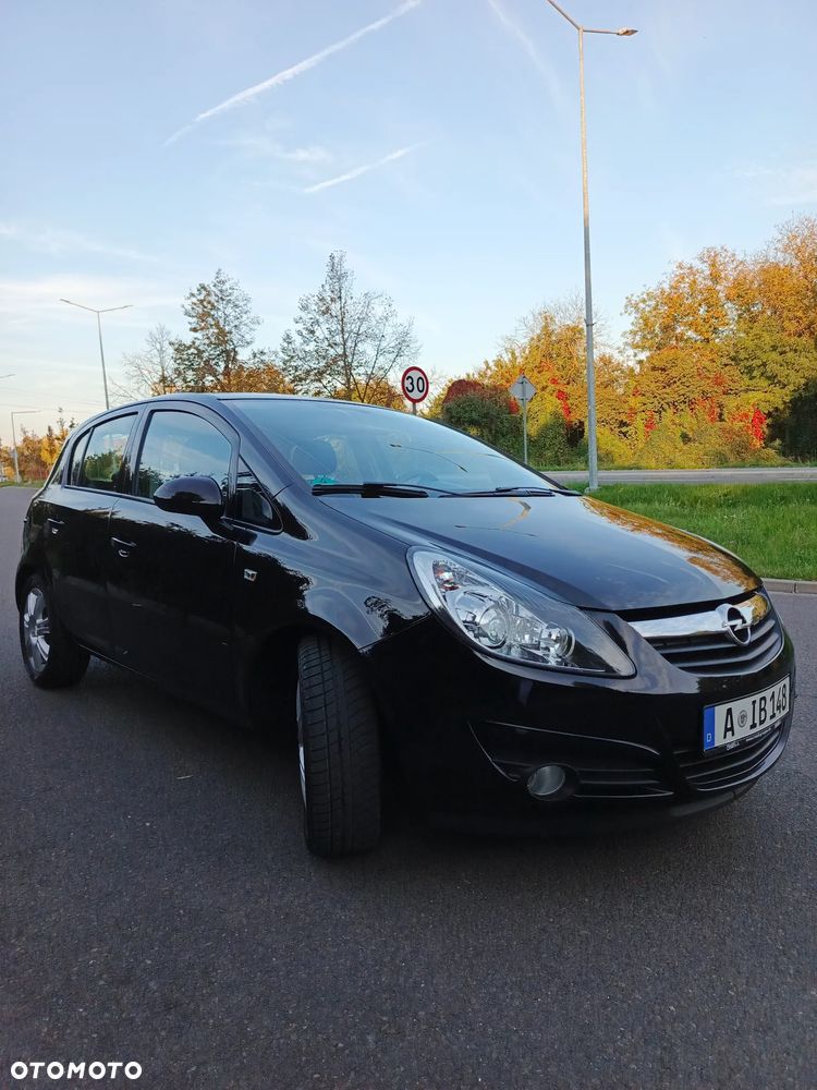 Opel Corsa - 4