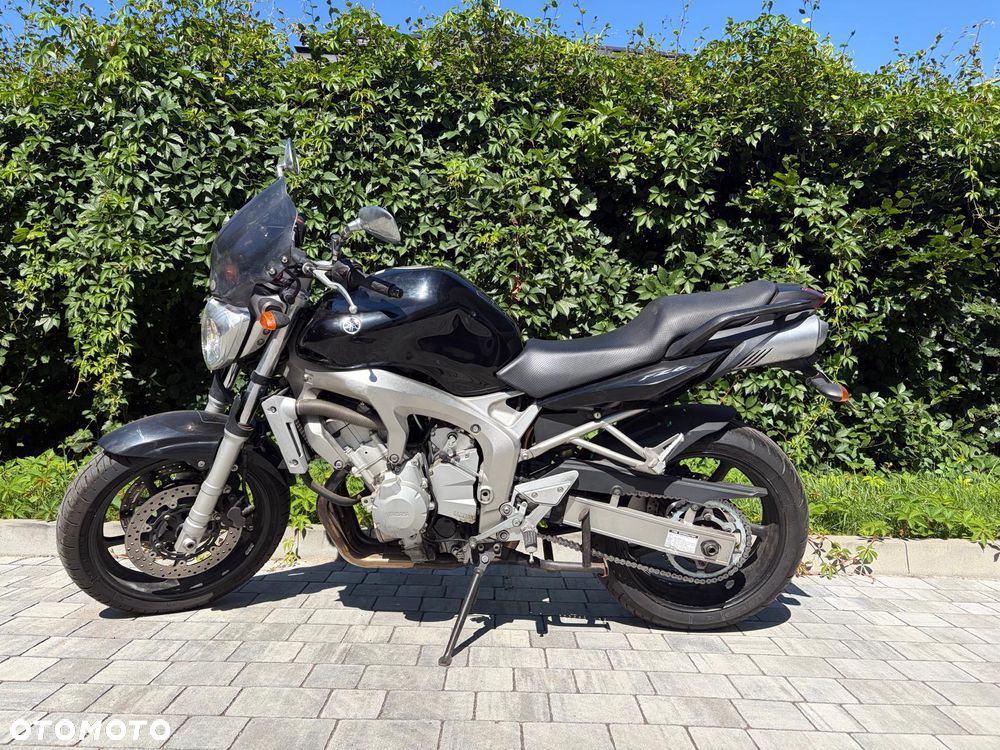 Yamaha FZ6