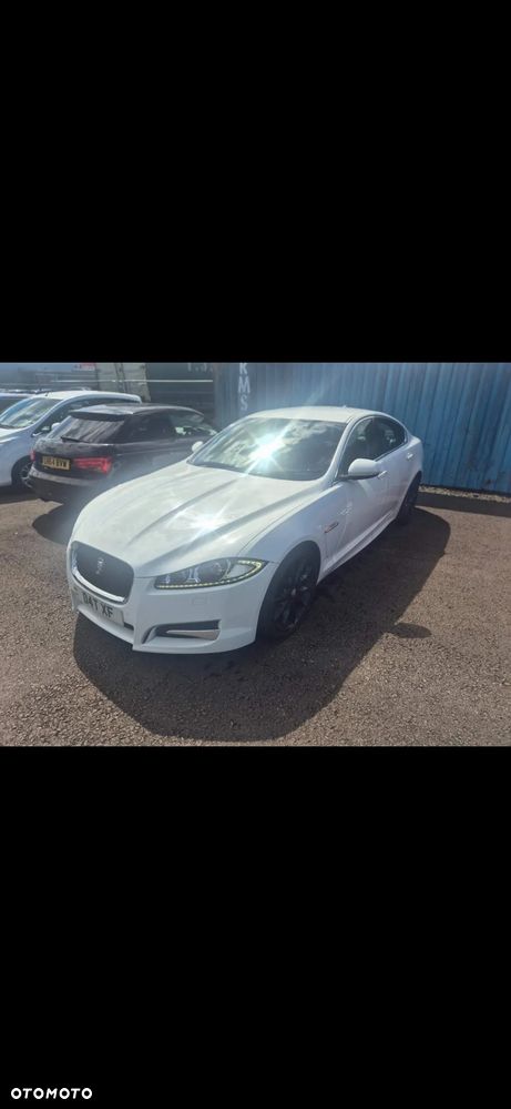 Jaguar XF 3.0 V6 S - 10
