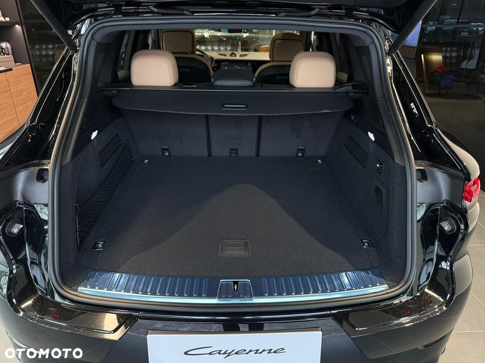 Porsche Cayenne - 31