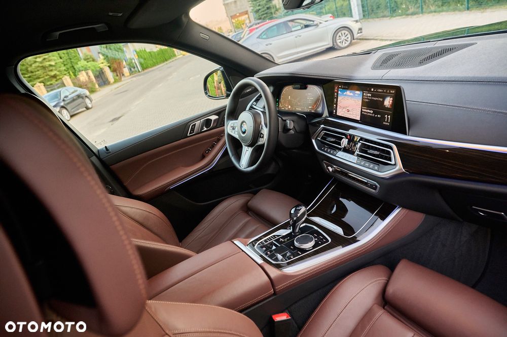 BMW X5 xDrive40i - 28