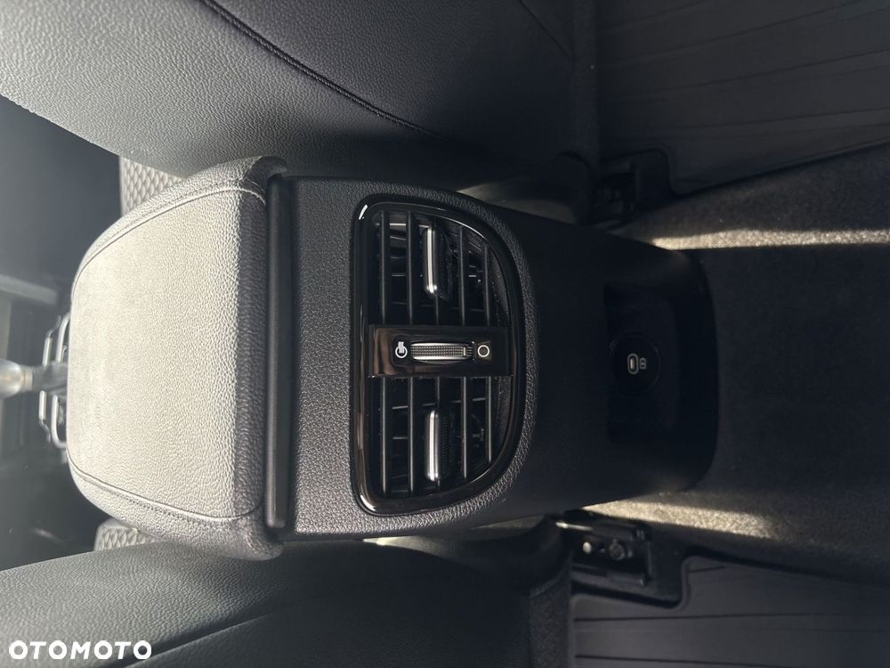 Kia Ceed - 13