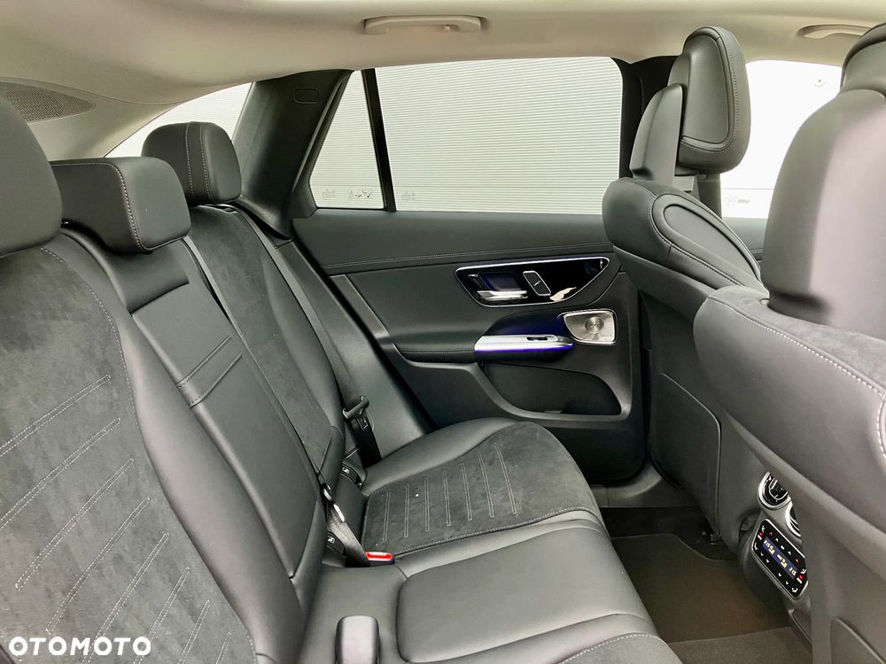 Mercedes-Benz GLC - 6
