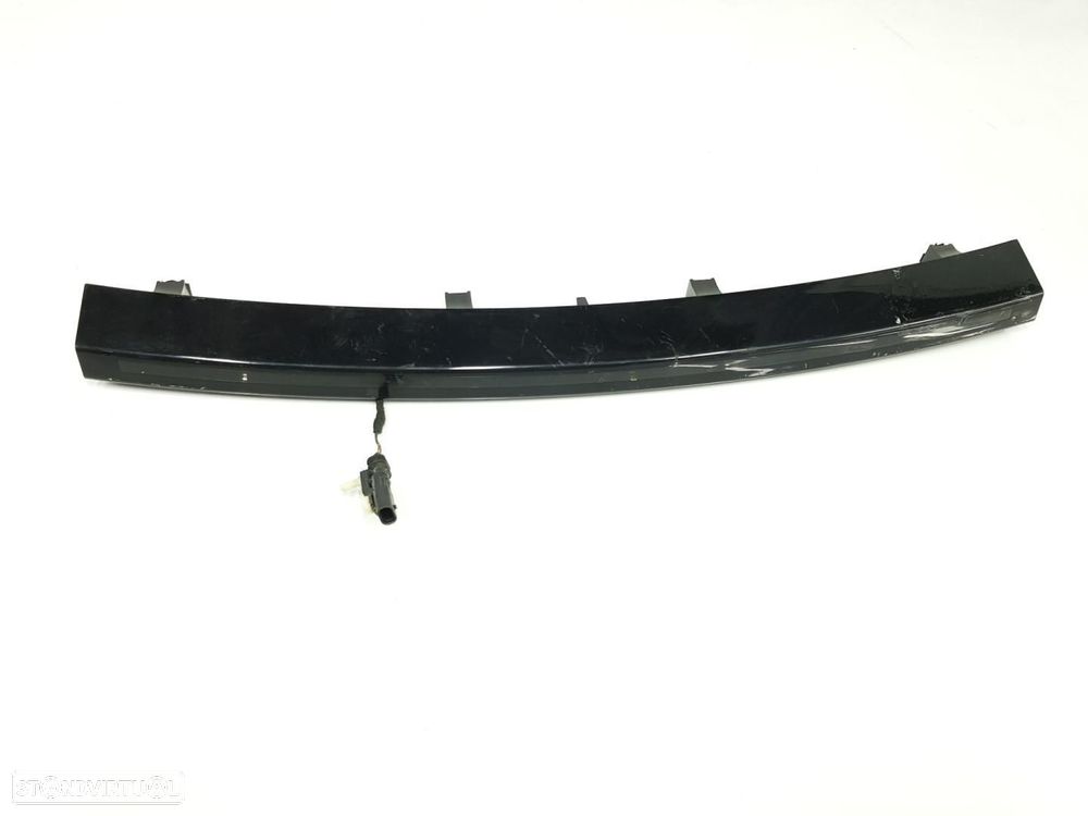 FAROLIM TRASEIRO CENTRAL LAND ROVER DISCOVERY 5 - 1