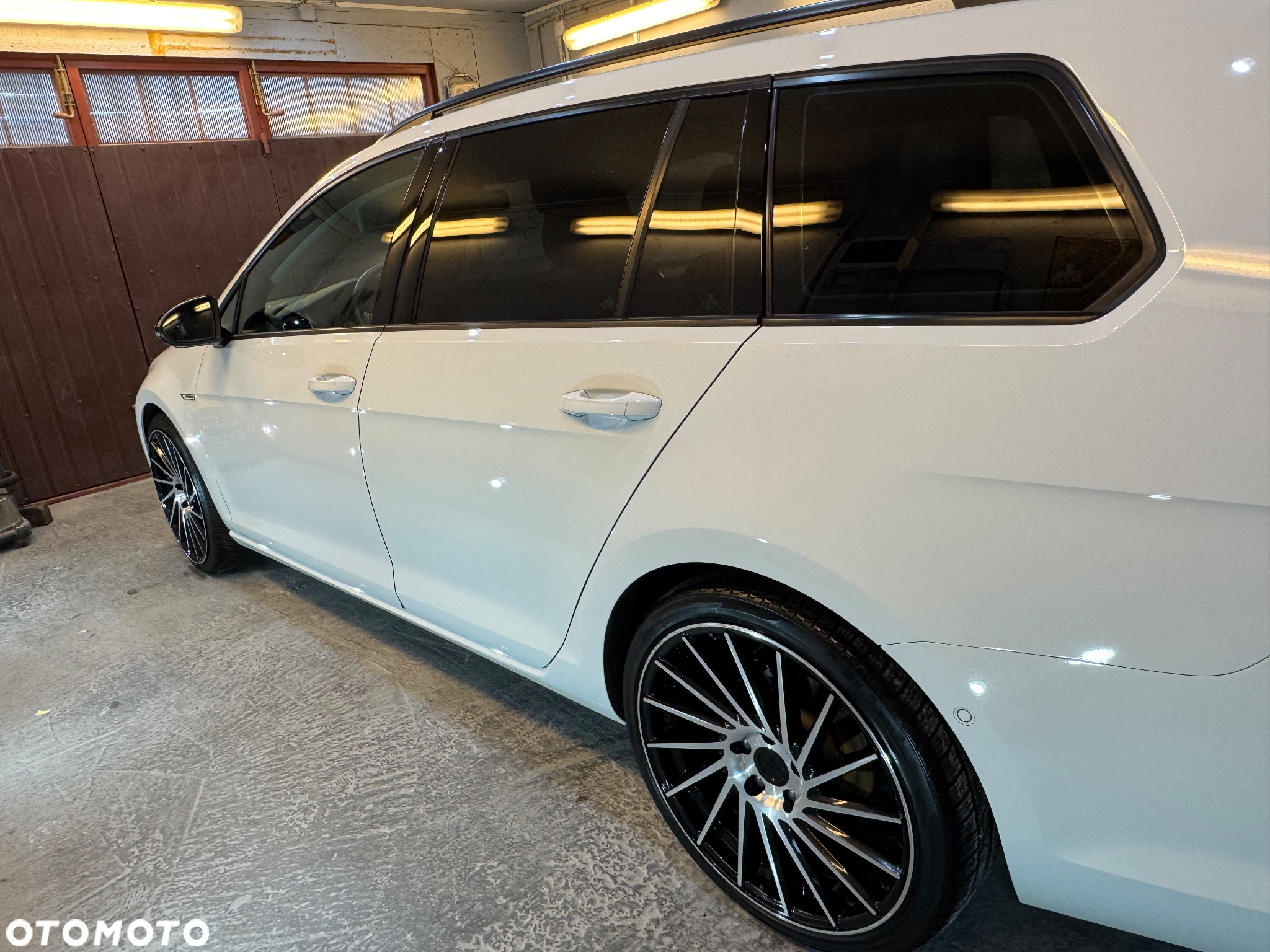 Volkswagen Golf 1.6 BlueTDI Comfortline - 27
