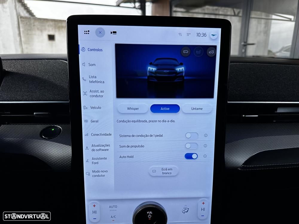 Ford Mustang Mach-E Standard - 35