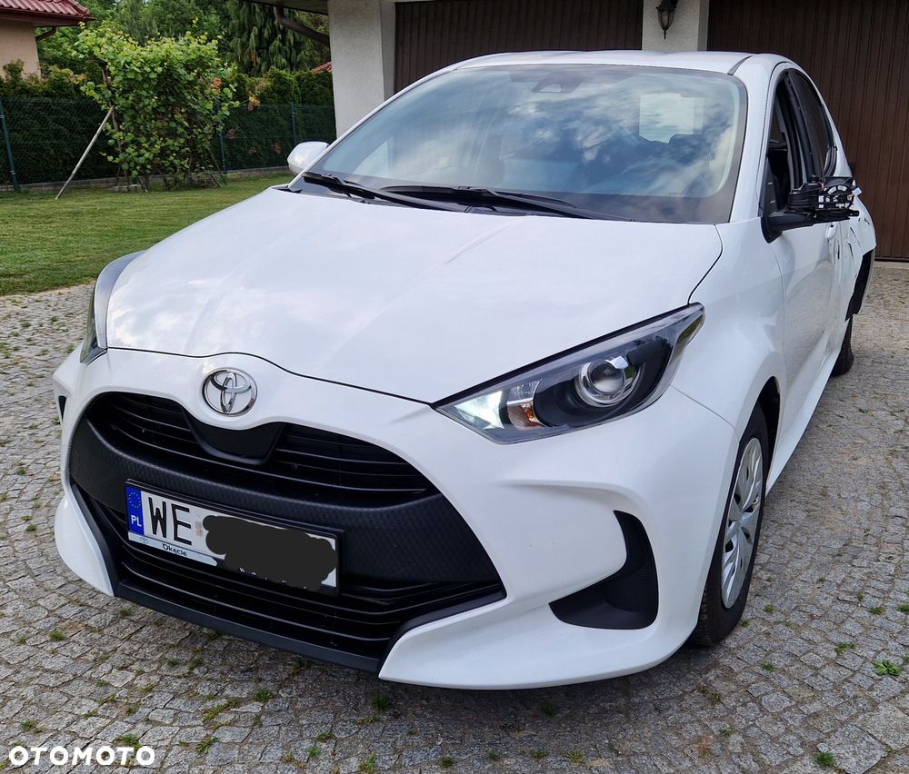 Toyota Yaris - 1