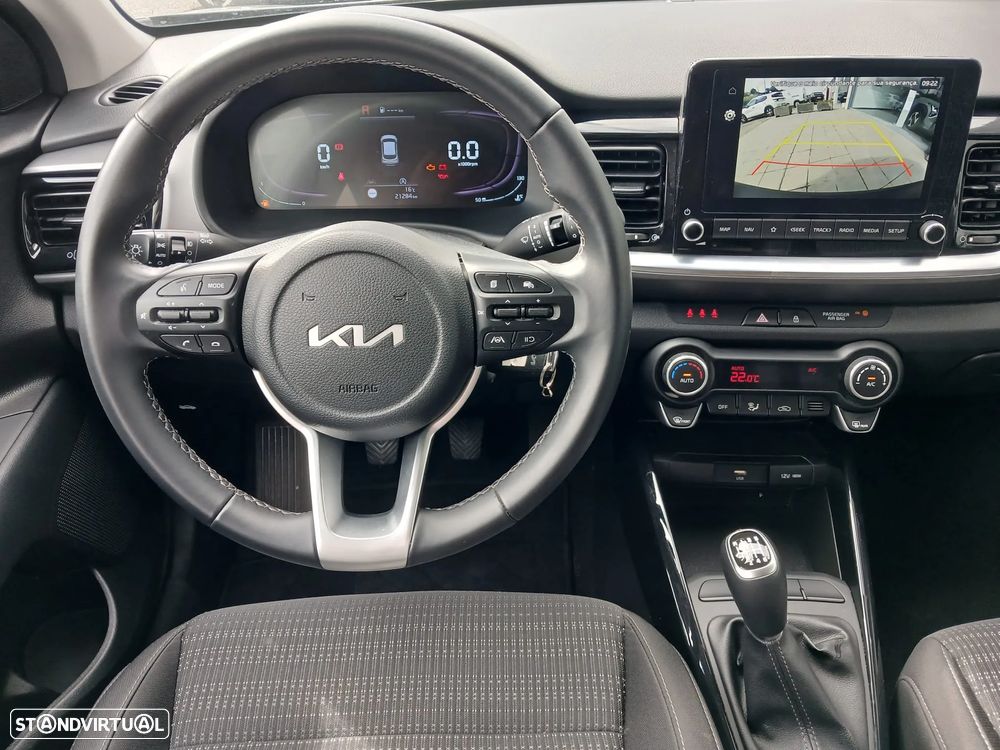 Kia Stonic - 15