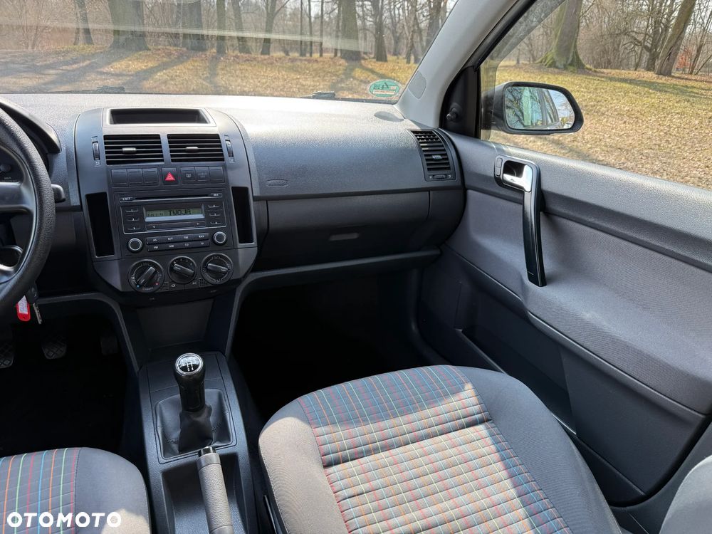 Volkswagen Polo 1.2 12V Highline - 22