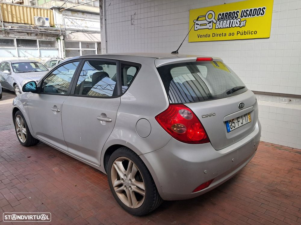 Kia Ceed 1.6 CRDi LX - 11