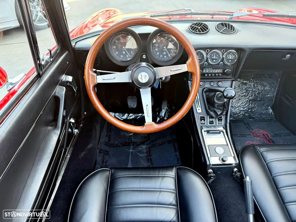 Alfa Romeo Spider - 13