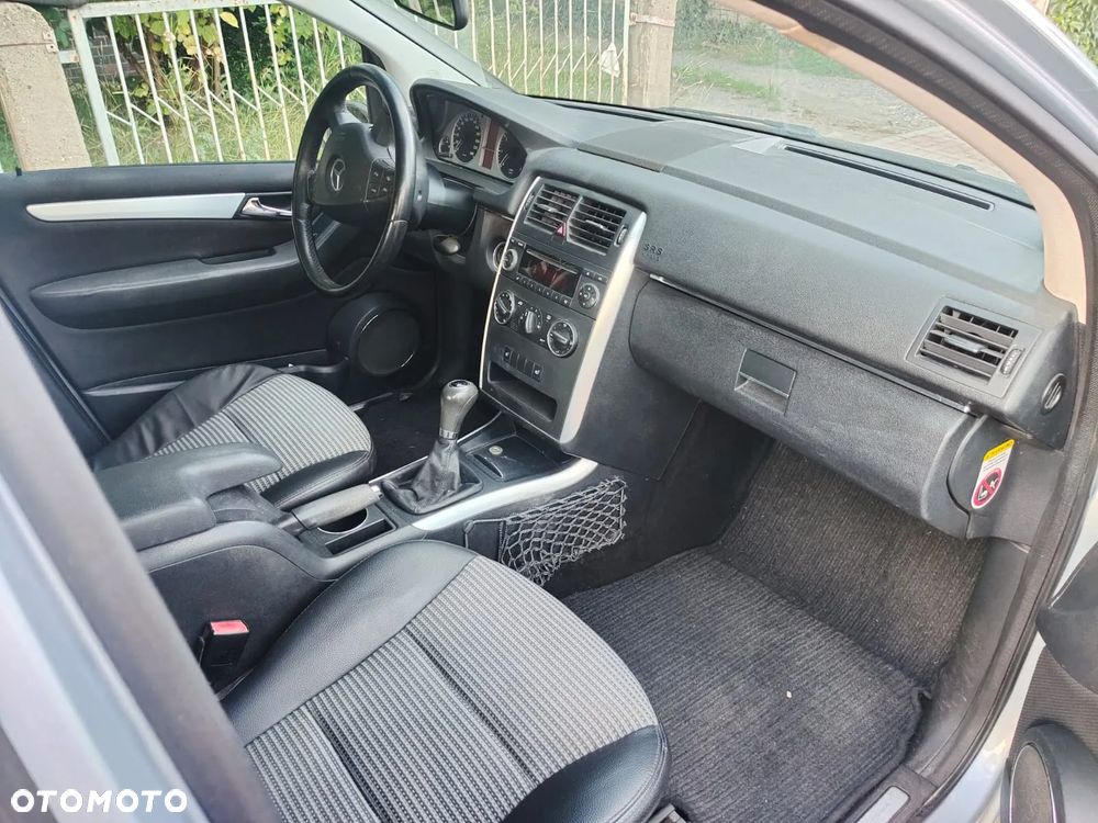 Mercedes-Benz Klasa B 170 - 10