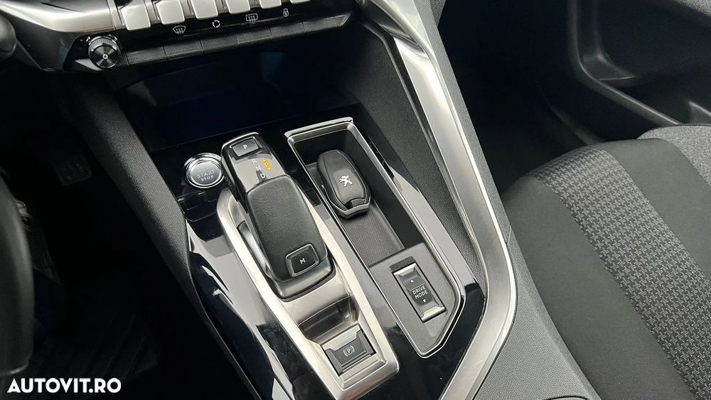 Peugeot 3008 - 19