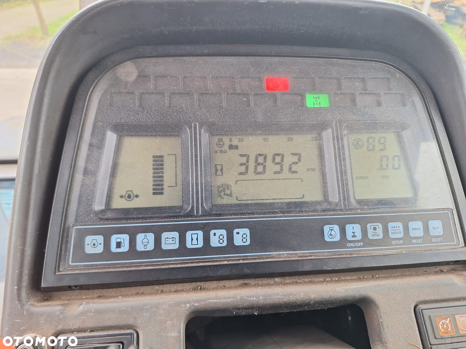 New Holland TM175 - 18