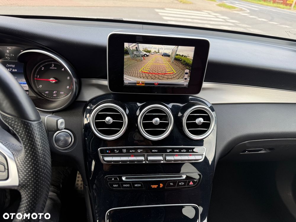 Mercedes-Benz GLC 220 d 4Matic 9G-TRONIC AMG Line - 15