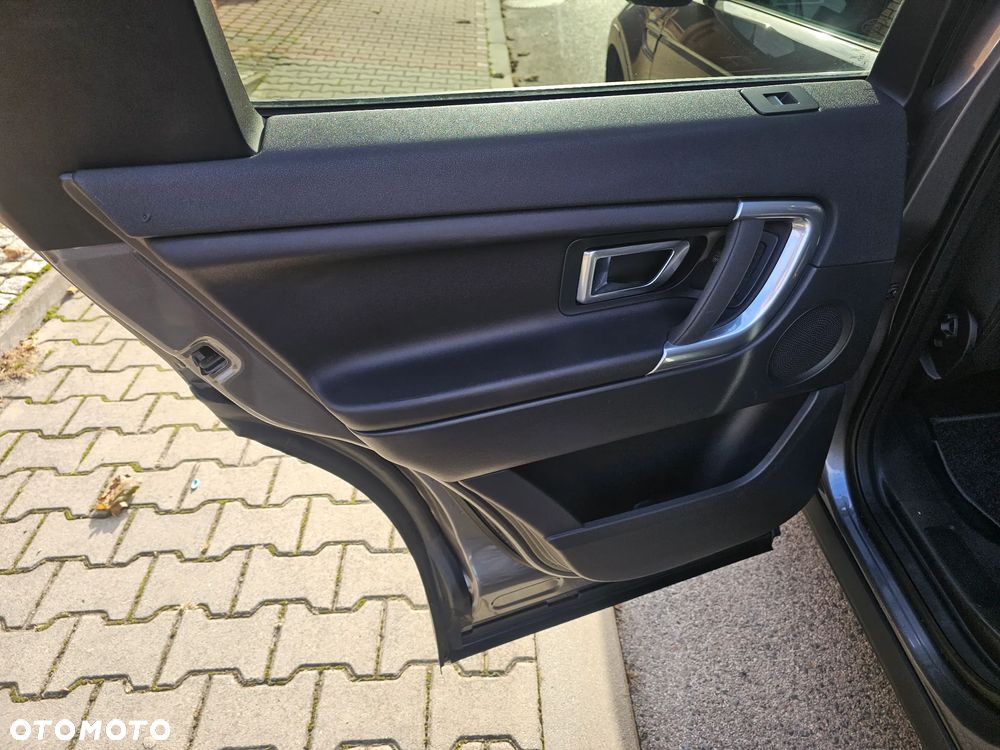 Land Rover Discovery Sport 2.0 D150 - 21