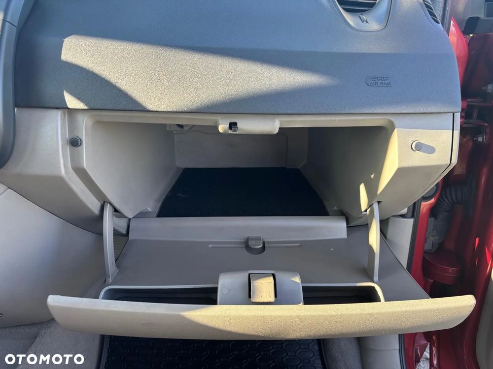 Renault Scenic 1.9 dCi FAP Avantage - 24