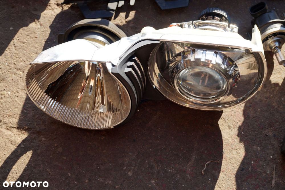 LAMPA PRZEDNIA LEWA 3 E46 PRAWA XENON EU 6904293 6904294 1307329074 BMW 1998-2002 - 2