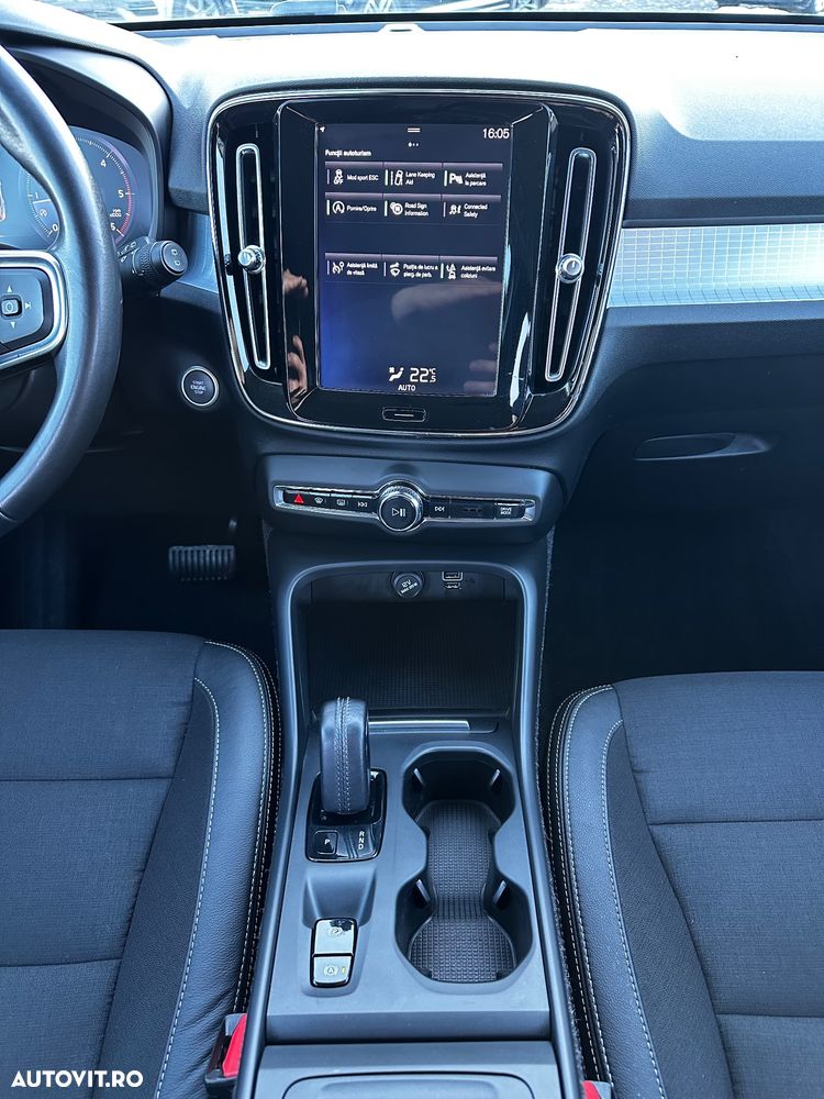 Volvo XC 40 D3 AWD Momentum - 21