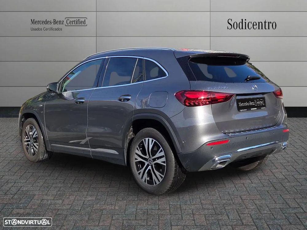 Mercedes-Benz GLA 250 e Progressive - 3