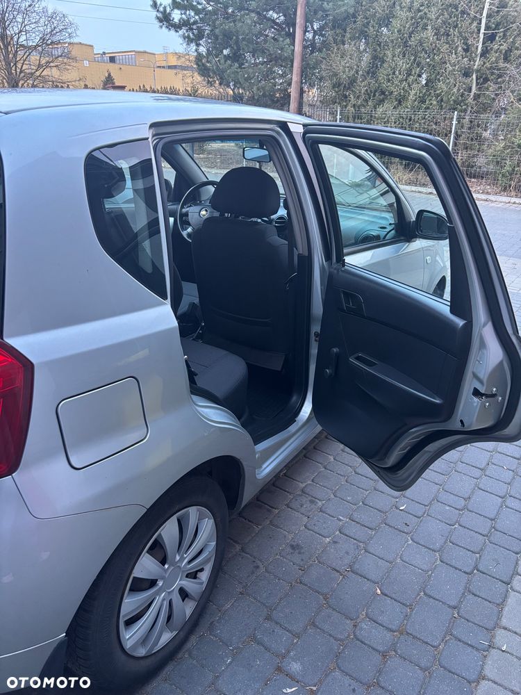 Chevrolet Aveo - 8