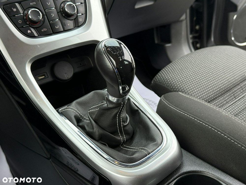 Opel Astra IV 1.6 T Cosmo - 7