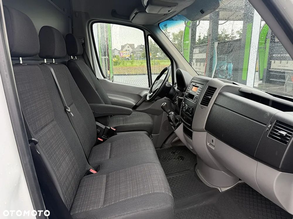 Mercedes-Benz SPRINTER - 8