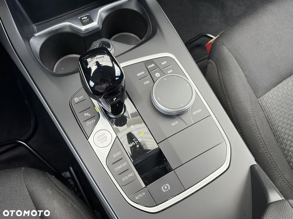 BMW Seria 1 - 15