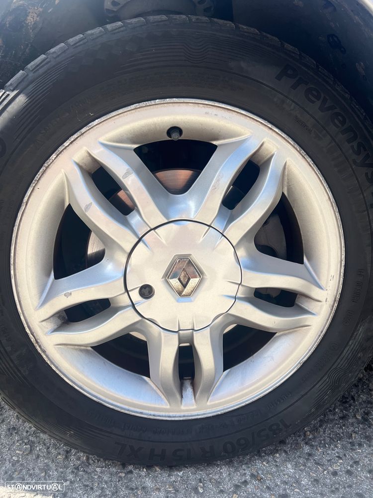 Renault Clio Break 1.2 TCE Dynamique S - 13