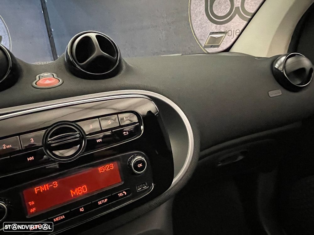 Smart Fortwo Cabrio passion - 15