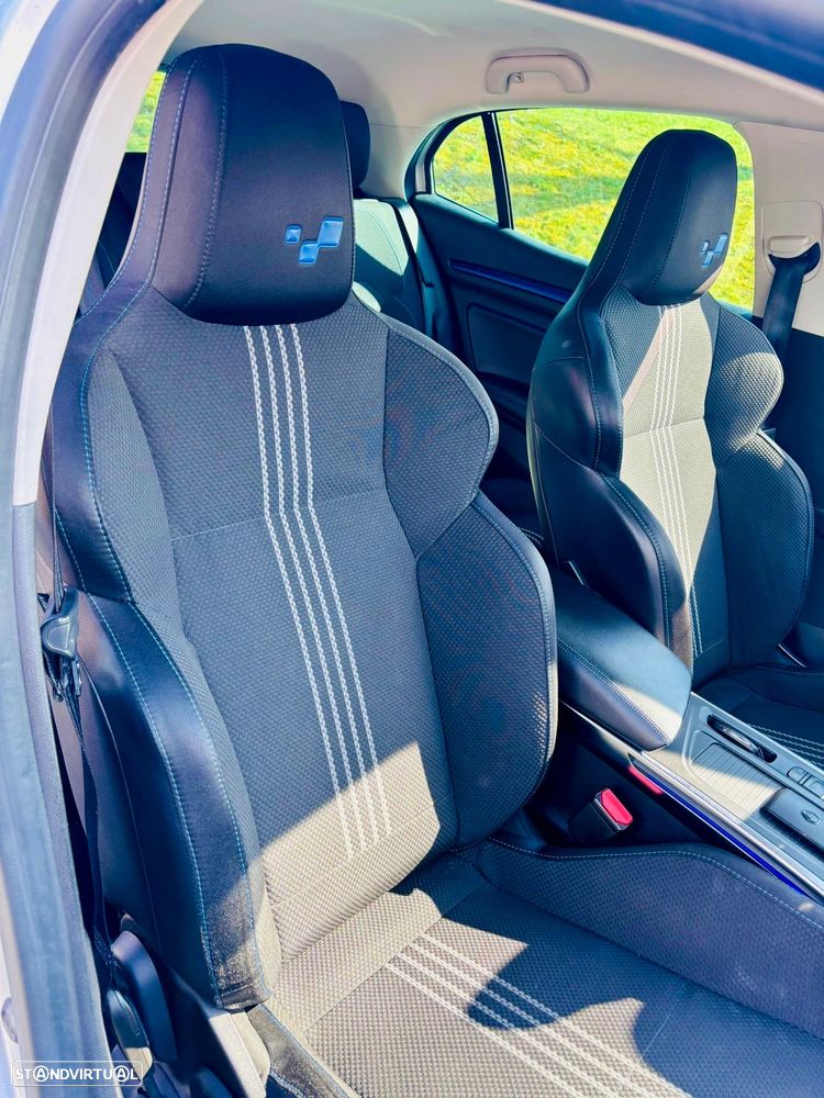 Renault Mégane 1.2 TCE GT Line - 3