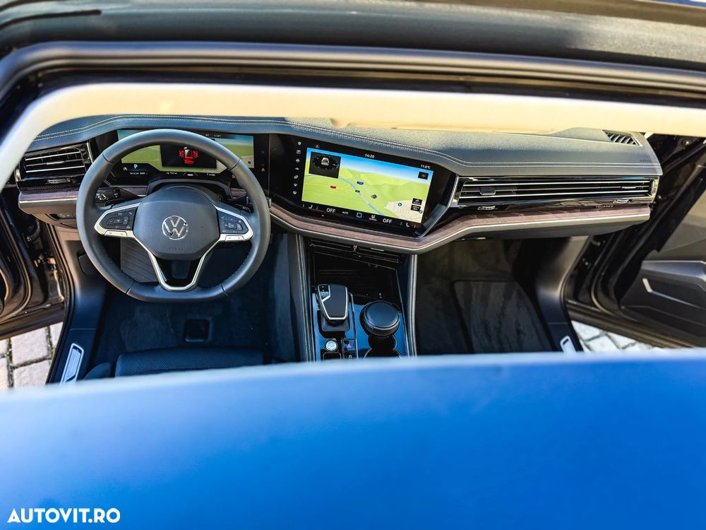 Volkswagen Touareg V6 TDI 4MOTION Elegance - 20