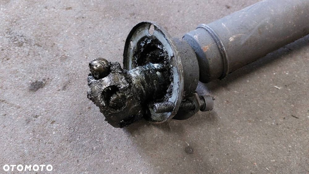 WAŁ NAPĘDOWY VOLVO XC90 I FL 4.4 V8 30711838 - 3