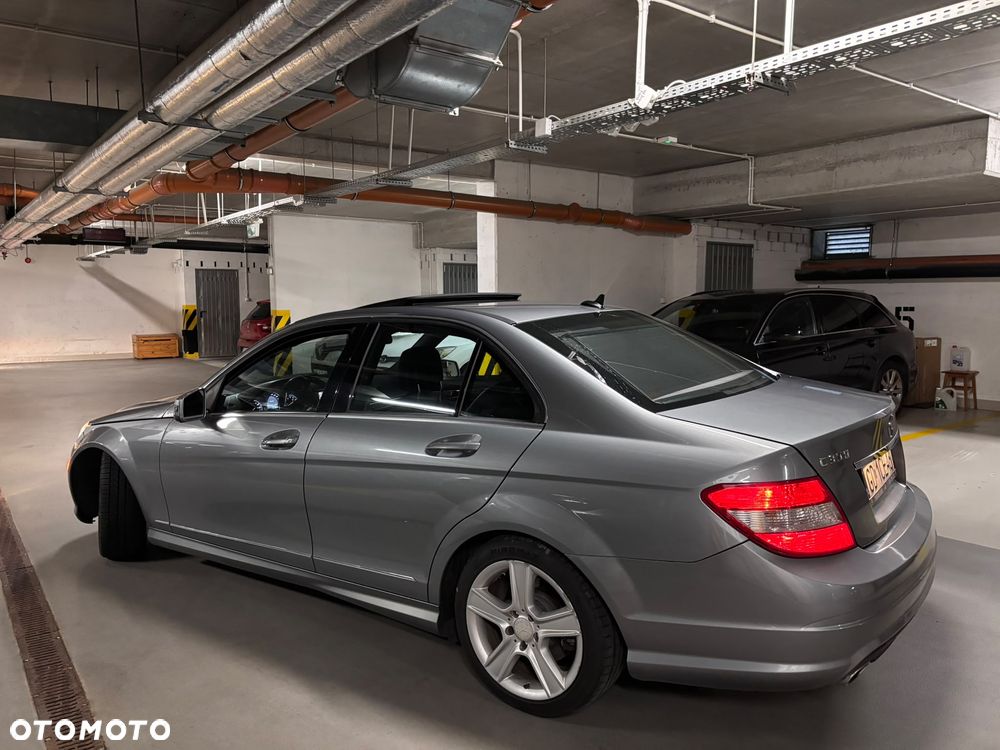 Mercedes-Benz Klasa C 300 7G-TRONIC SPORT EDITION - 4