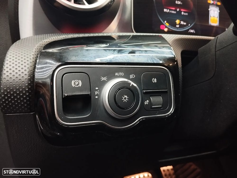 Mercedes-Benz A 180 Limousine d AMG Line Aut. - 20