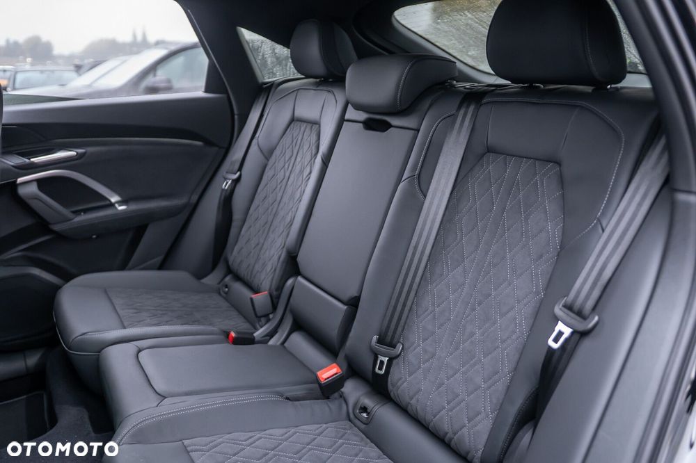 Audi Q5 Sportback - 18