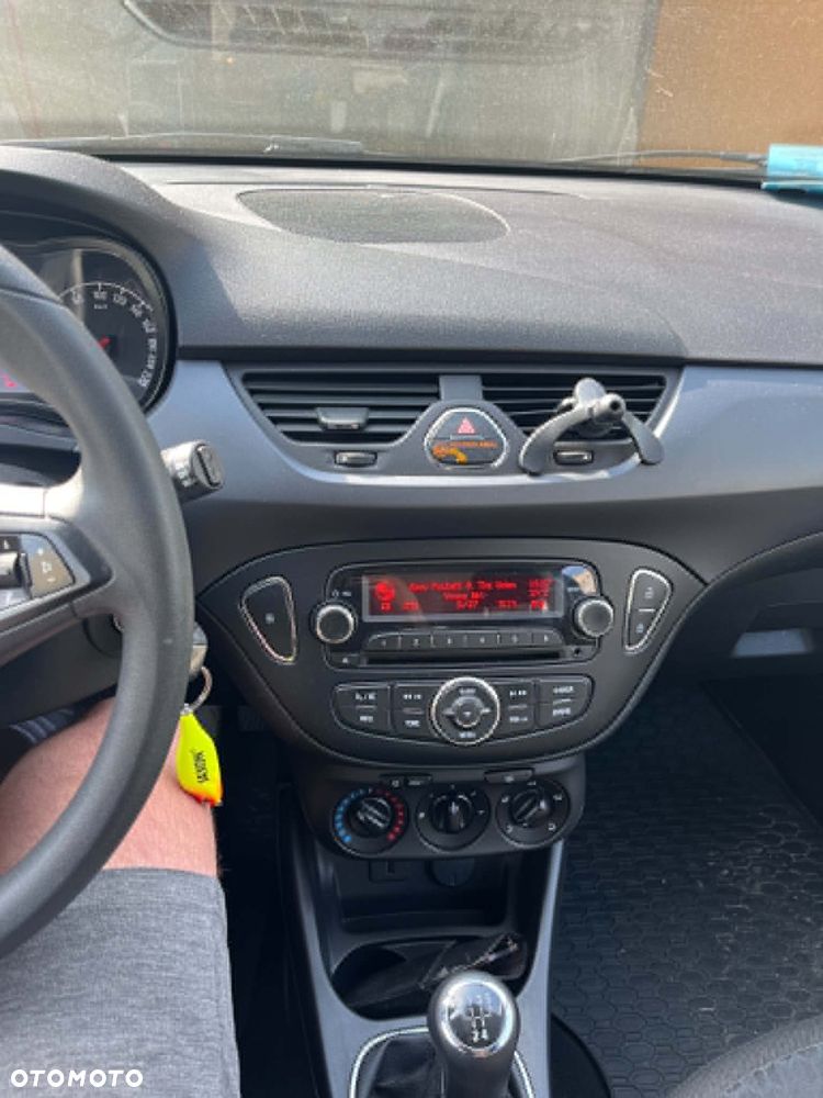 Opel Corsa 1.2 16V Essentia - 2