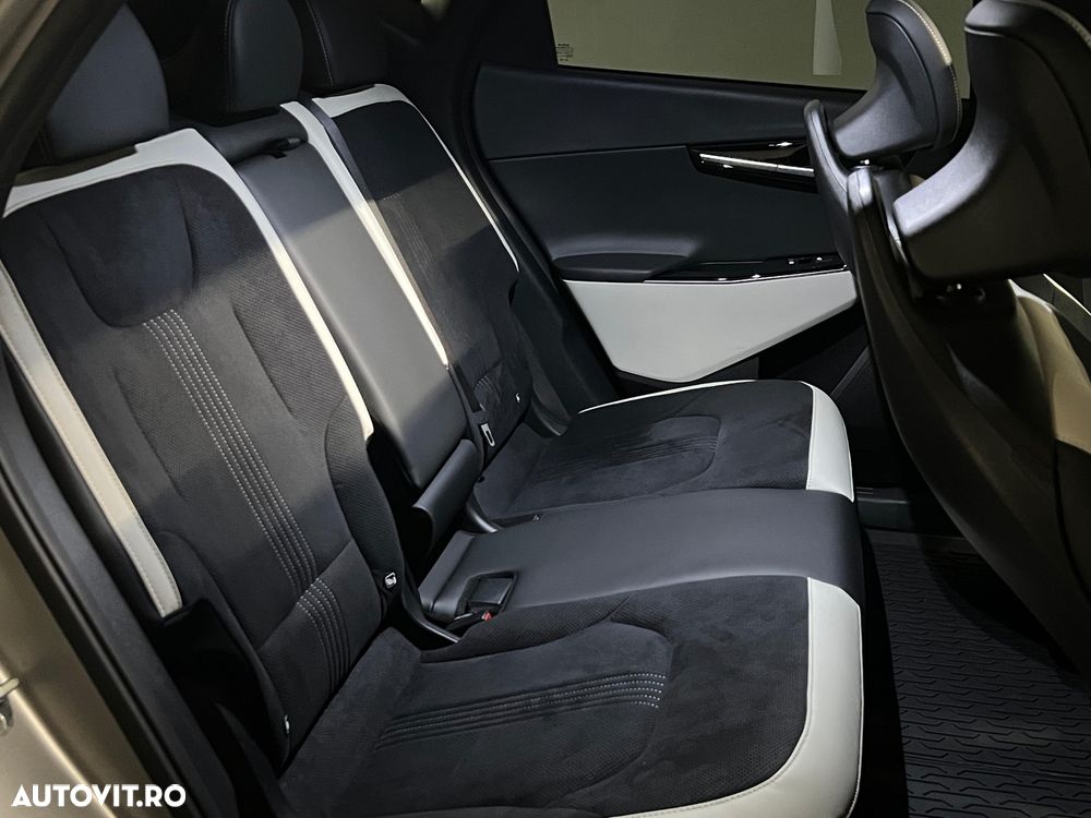 Kia EV6 77 kWh AWD GT Line - 18