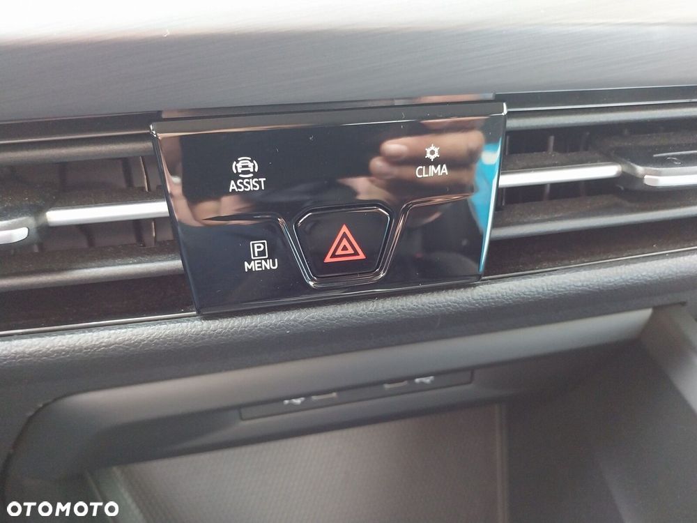 Volkswagen Golf - 29