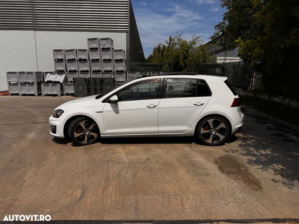 Volkswagen Golf 2.0 TSI BMT DSG GTI - 9