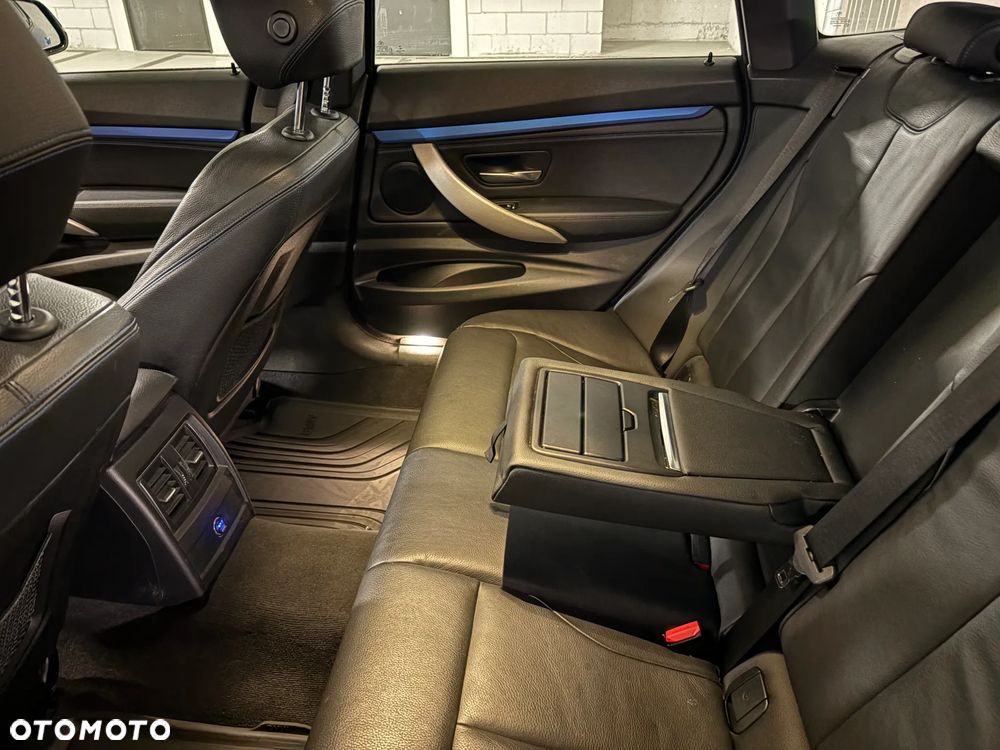 BMW 3GT 320i M Sport - 11