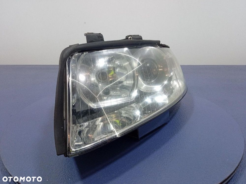 AUDI A4 B6 REFLEKTOR LEWY LAMPA PRZÓD LEWA EUROPA 20-A008 - 2