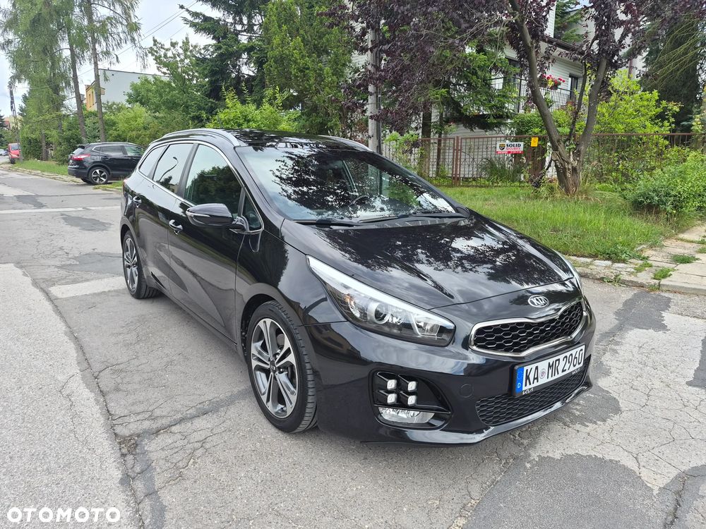 Kia Ceed 1.6 CRDi 136 ISG GT Line - 4