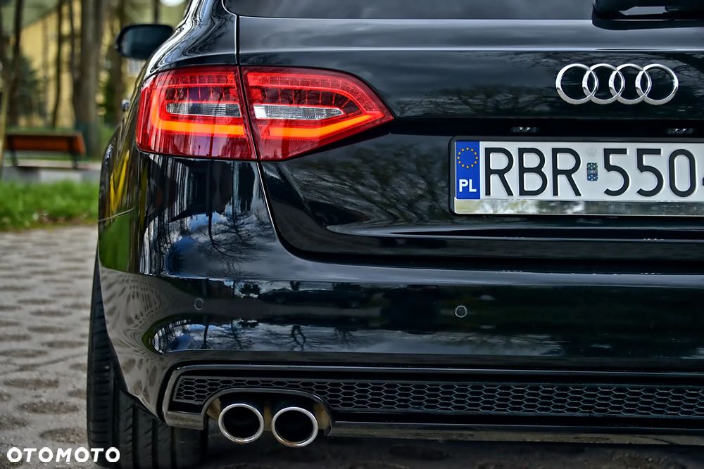 Audi A4 Avant 2.0 TDI DPF S line Sportpaket - 18